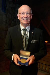 Professor Dr. Wolfgang Wahlster Awarded the Konrad Zuse Medal